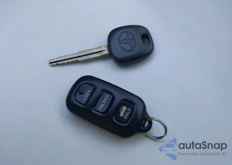 2004 Toyota Camry Se V6 z USA, uszkodzony, nr VIN 4T1BA32K24U026468